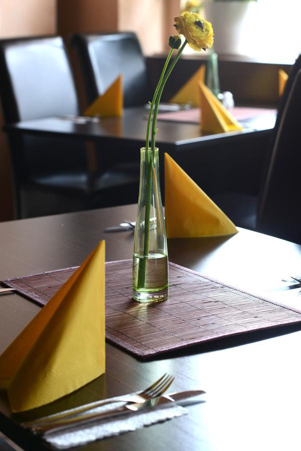 Hotel Jaegerhof Roth  Dış mekan fotoğraf