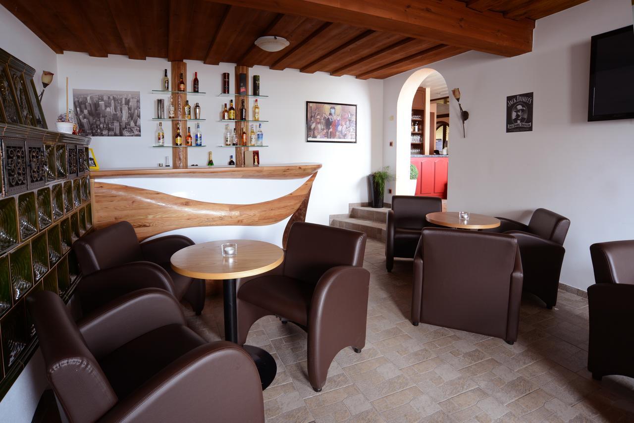 Hotel Jaegerhof Roth  Dış mekan fotoğraf