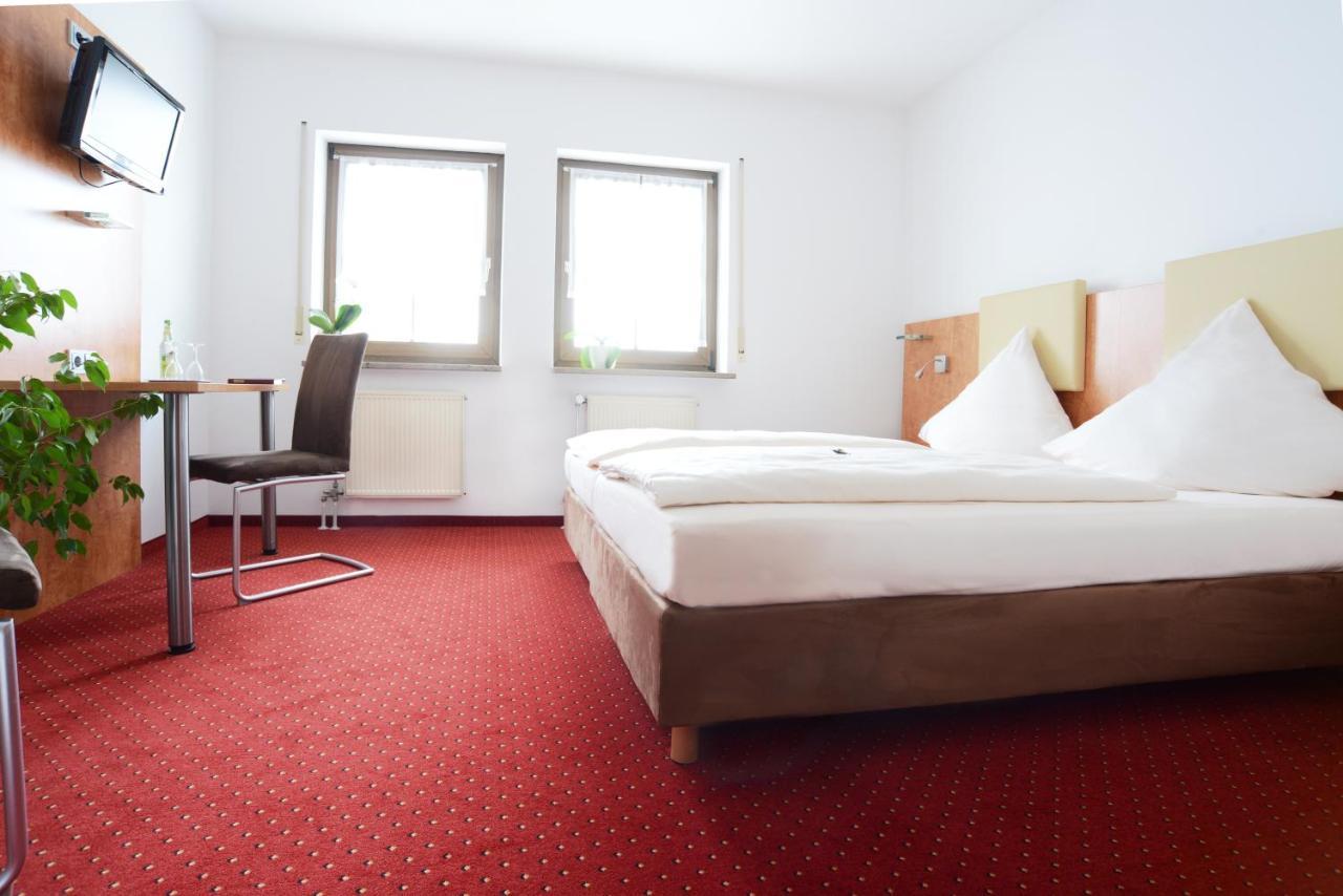 Hotel Jaegerhof Roth  Dış mekan fotoğraf