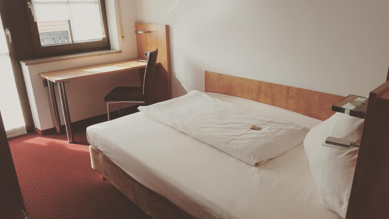 Hotel Jaegerhof Roth  Dış mekan fotoğraf