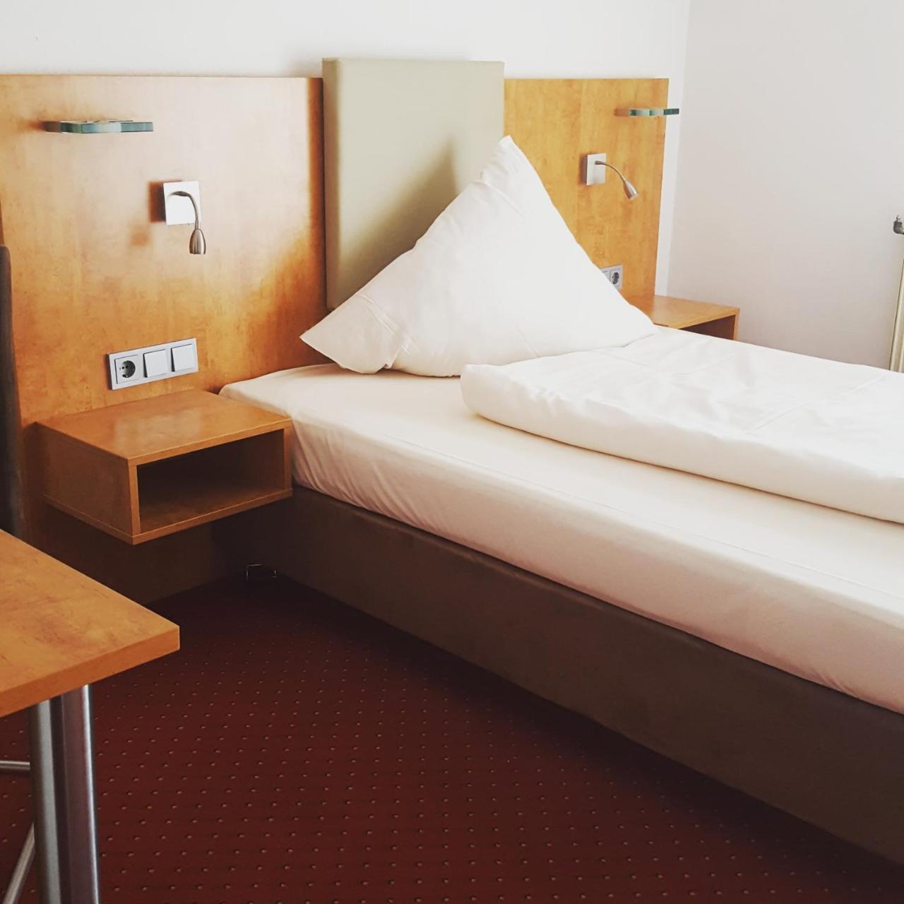 Hotel Jaegerhof Roth  Dış mekan fotoğraf